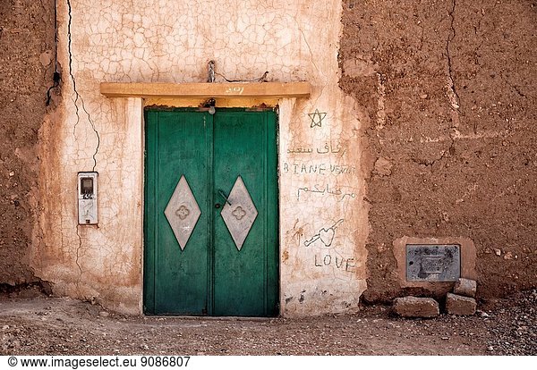 Wohnhaus Eingang Lehmziegel Ksar Marokko