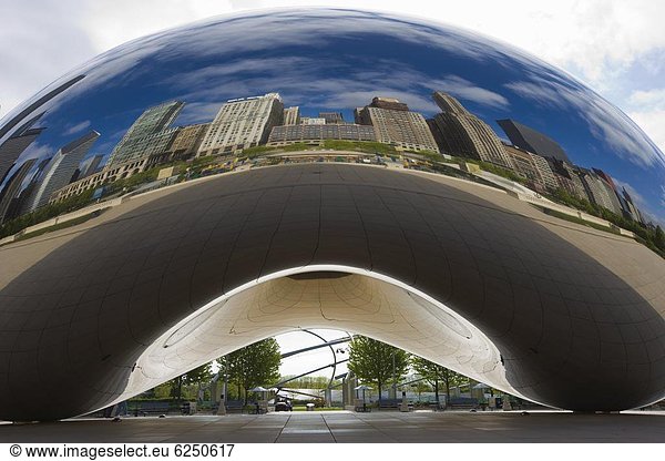 Wolke Gate Skulptur im Millennium Park  Chicago  Illinois  Vereinigte Staaten von Amerika  Nordamerika