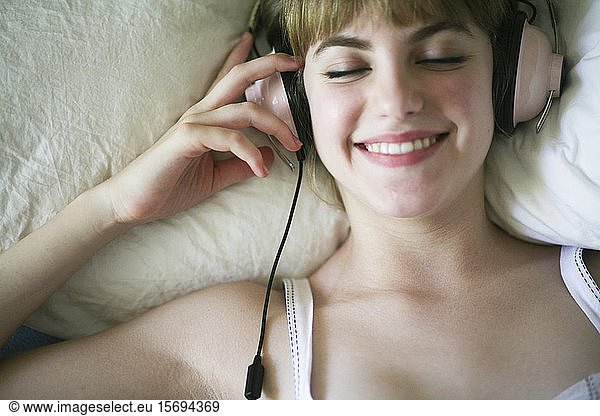 woman  headphones  music  sound  audio