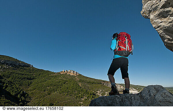 woman hiking close to Cassis at the French Cote d'Azur