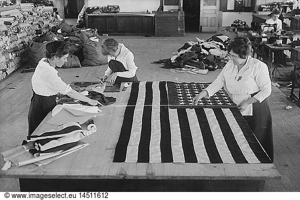 Women Making American Flags  Brooklyn Navy Yard  Brooklyn  New York  USA  Bain News Service  July 1917