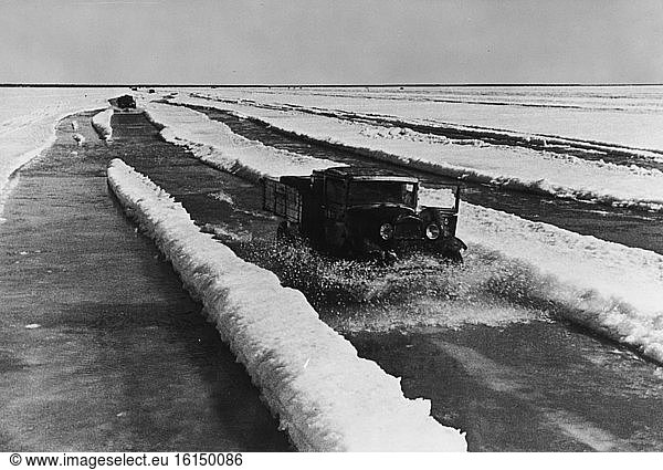 WW II / Siege of Leningrad 1942 / Soviet Truck on the Ladoga Route / Photo  1942