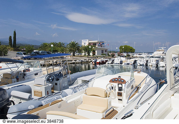 Yachthafen  Solenzara  Ostküste  Insel Korsika  Frankreich  Europa