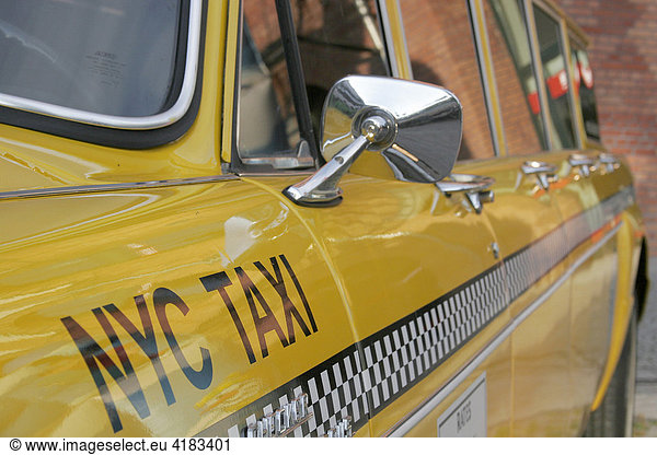 Yellow stretch cab
