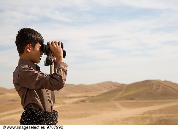 Young Peshmerga On The Frontline  Kirkuk  Kurdistan  Iraq.