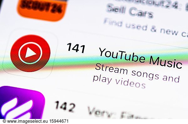 Youtube Music in the Apple App Store  music streaming service  app icon  display on a display from mobile phone  iPhone  iOS  smartphone  detail  full format
