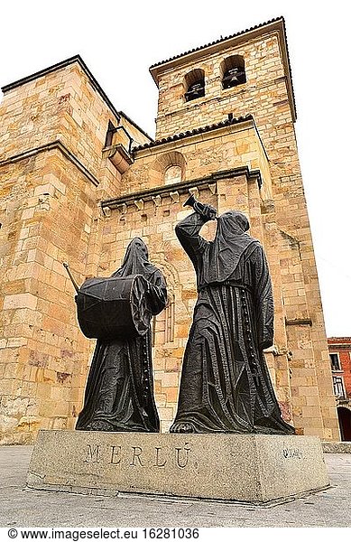 Zamora city  Merlu monument in front of San Juan Bautista church. Castilla y Leon  Spain.