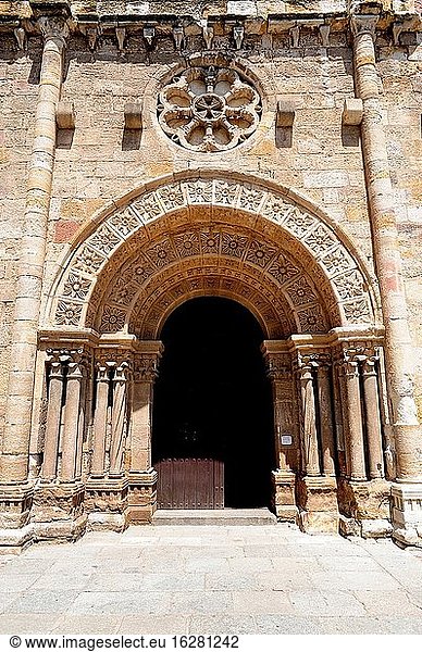 Zamora city  San Juan de Puerta Nueva church or San Juan Bautista church (romanesque 12th century). Portal. Castilla y Leon  Spain.