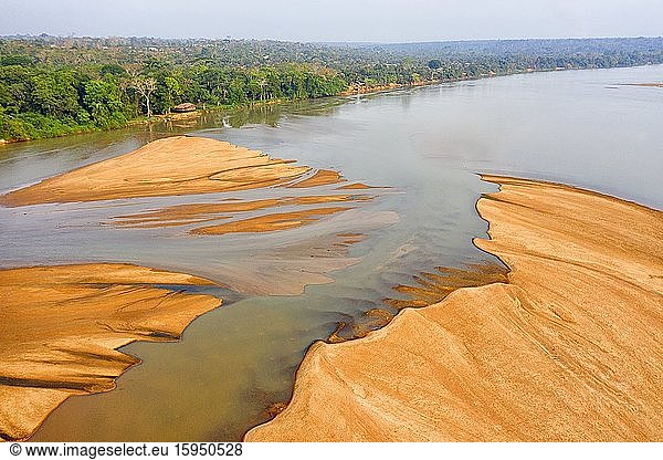 Zentralafrikanische Republik  Luftaufnahme des Flusses Dzanga
