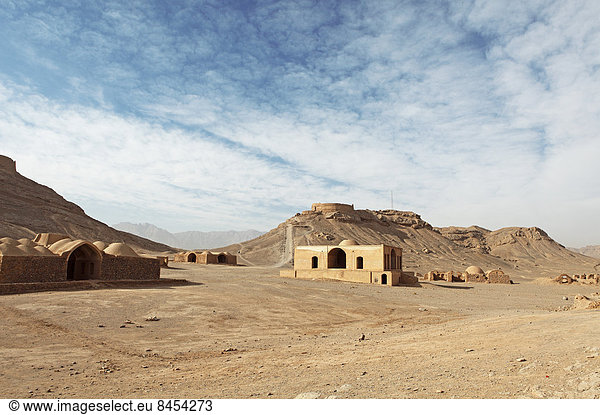 Zeremonielle Gebäude am Turm des Schweigens  zoroastrisches Gräberfeld  Yazd  Provinz Yazd  Persien  Iran