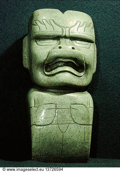 Zeremonieller Dechsel in Form eines Jaguargeistes  Mexiko. Olmeken. 1200 400 v. Chr. La Venta  Tabasco.