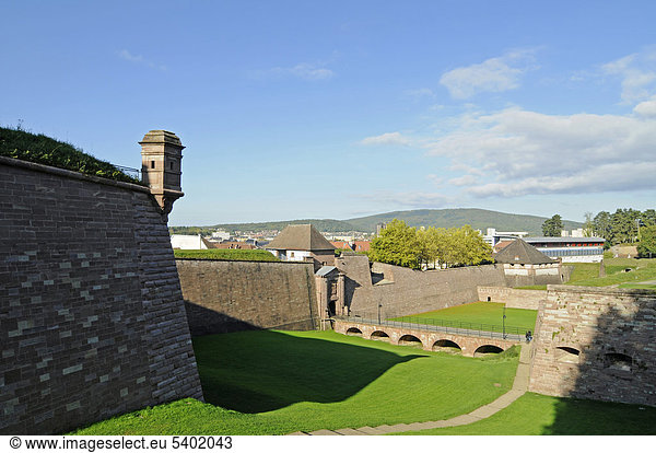 Zitadelle  Festung  Belfort  Franche-Comte  Frankreich  Europa  ÖffentlicherGrund