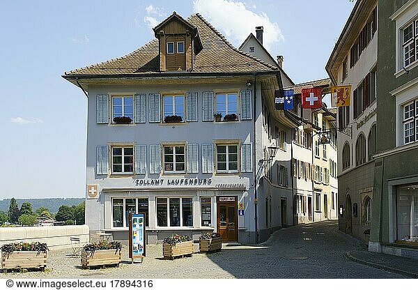 Zollamt und Tourist-Information  Laufenburg  Kanton Aargau  Schweiz  Europa