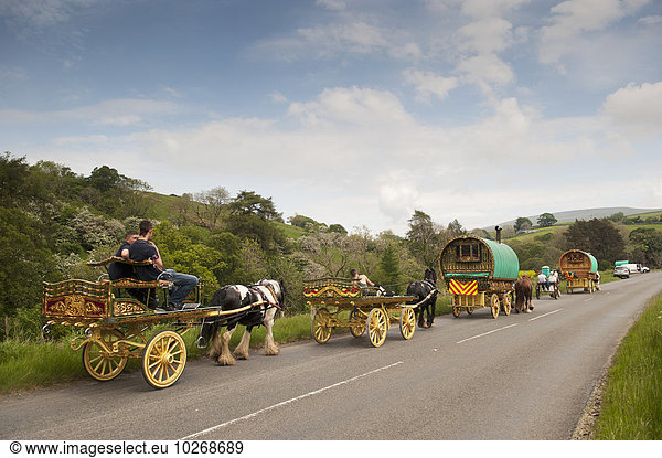 zwischen inmitten mitten Start camping Kopfball vorwärts Zeichnung Wohnmobil Cumbria England Moor